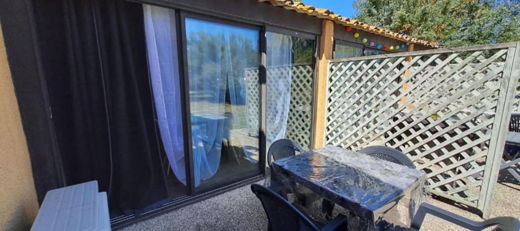 ארל Appartement Residence De Vacances Les Hameaux De Camargue מראה חיצוני תמונה