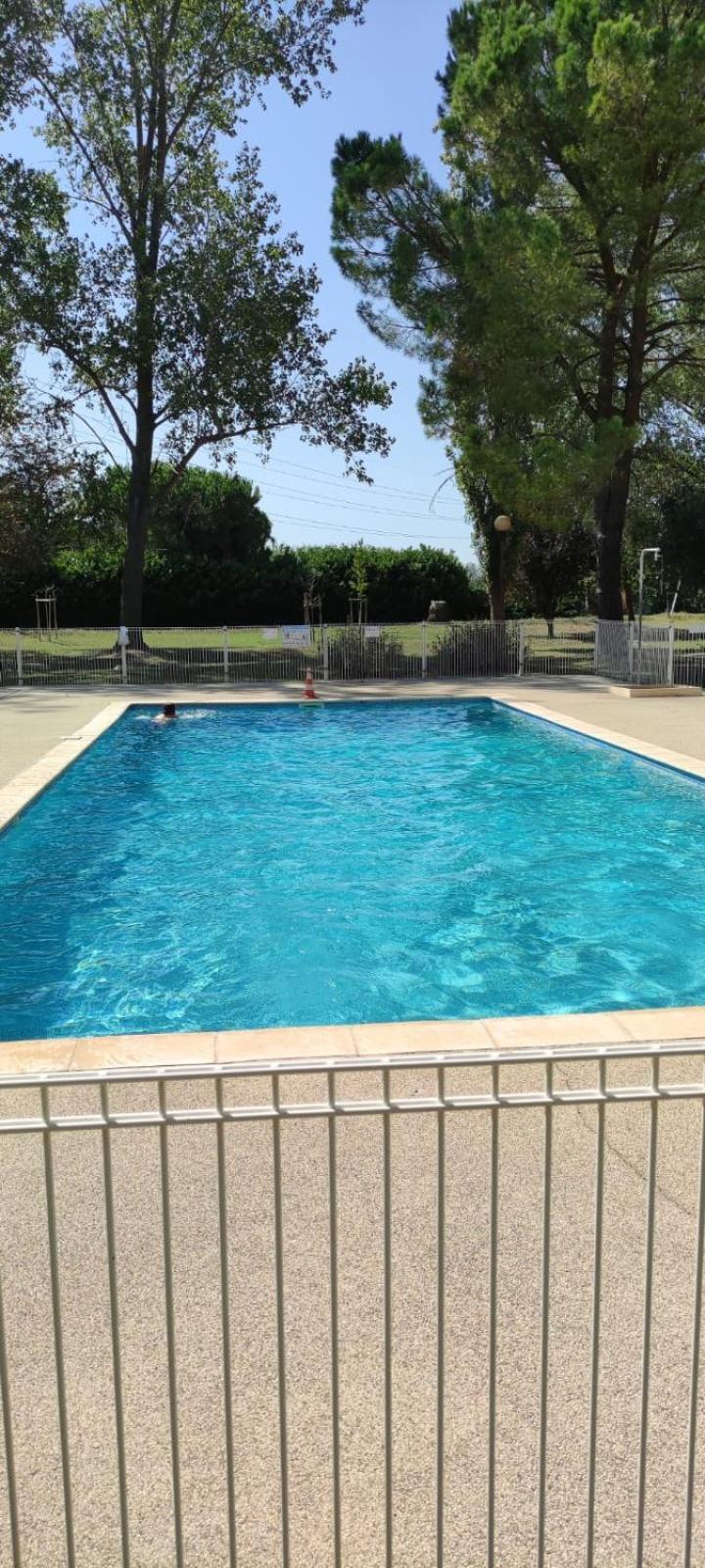 ארל Appartement Residence De Vacances Les Hameaux De Camargue מראה חיצוני תמונה