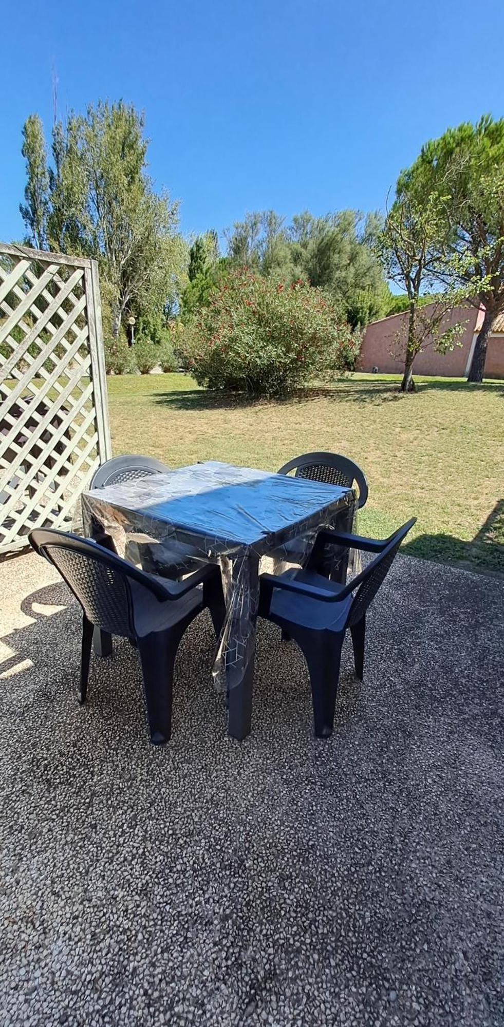 ארל Appartement Residence De Vacances Les Hameaux De Camargue מראה חיצוני תמונה